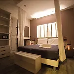Santa Lucia Hotel