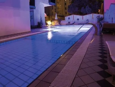 Santa Lucia Отель 3*