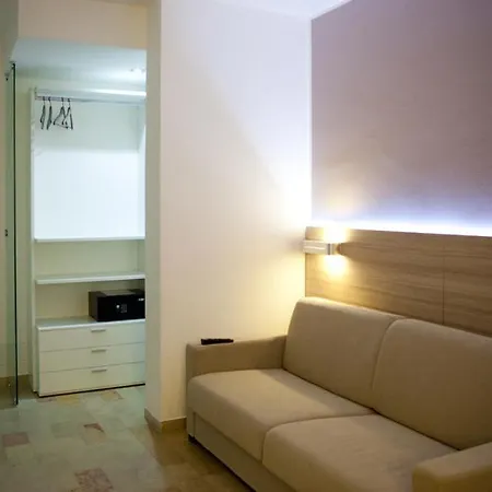 Santa Lucia 3* Μπιμπιόνε