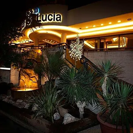 Santa Lucia 3*
