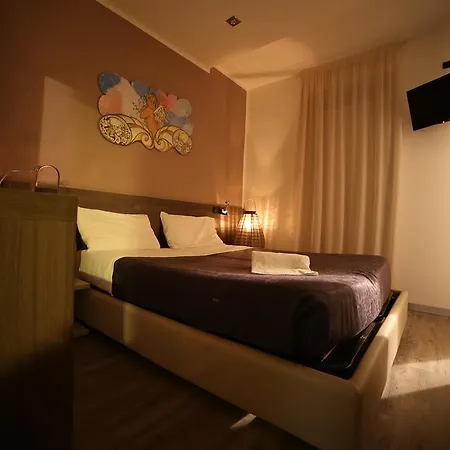Отель Santa Lucia 3*